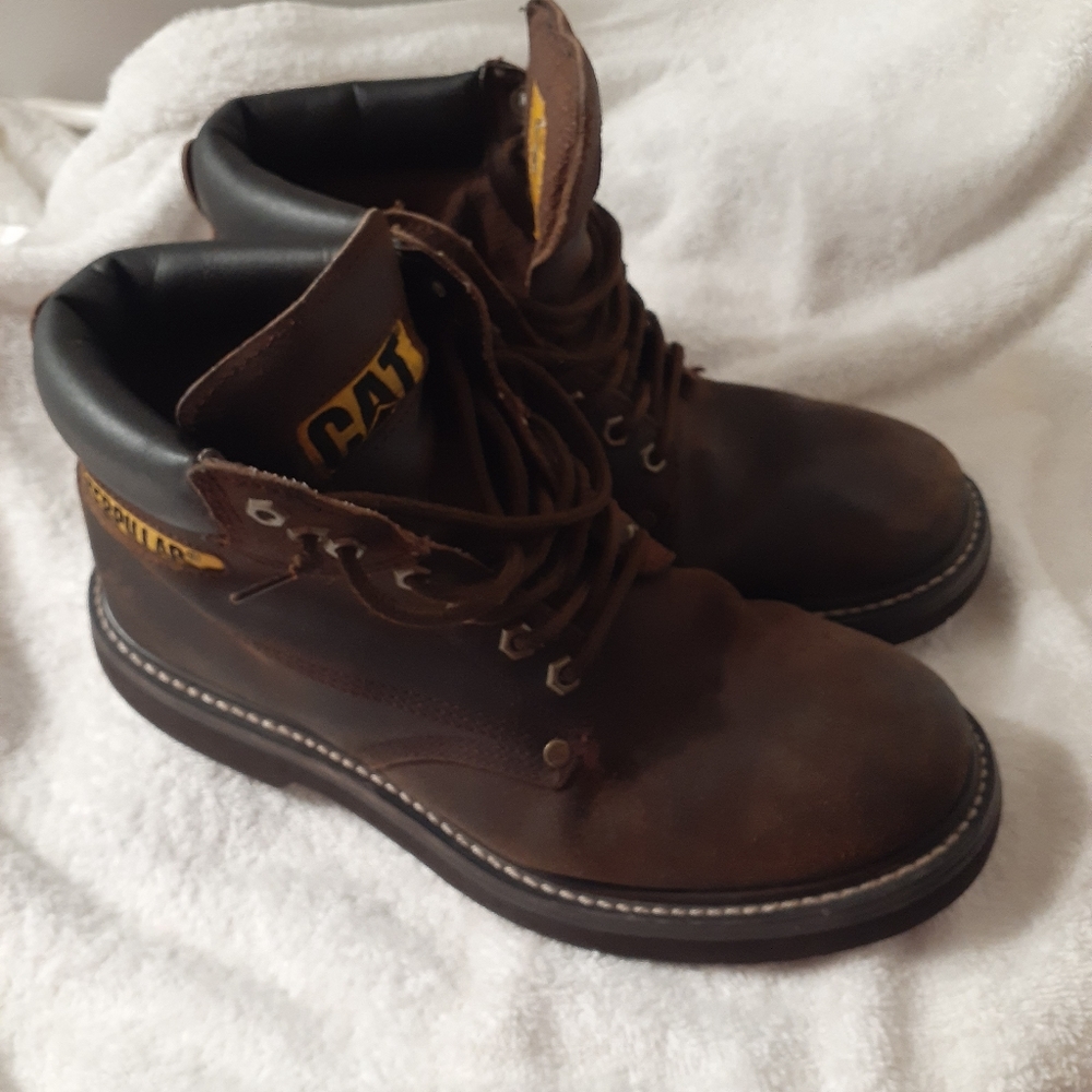 Caterpillar  boots